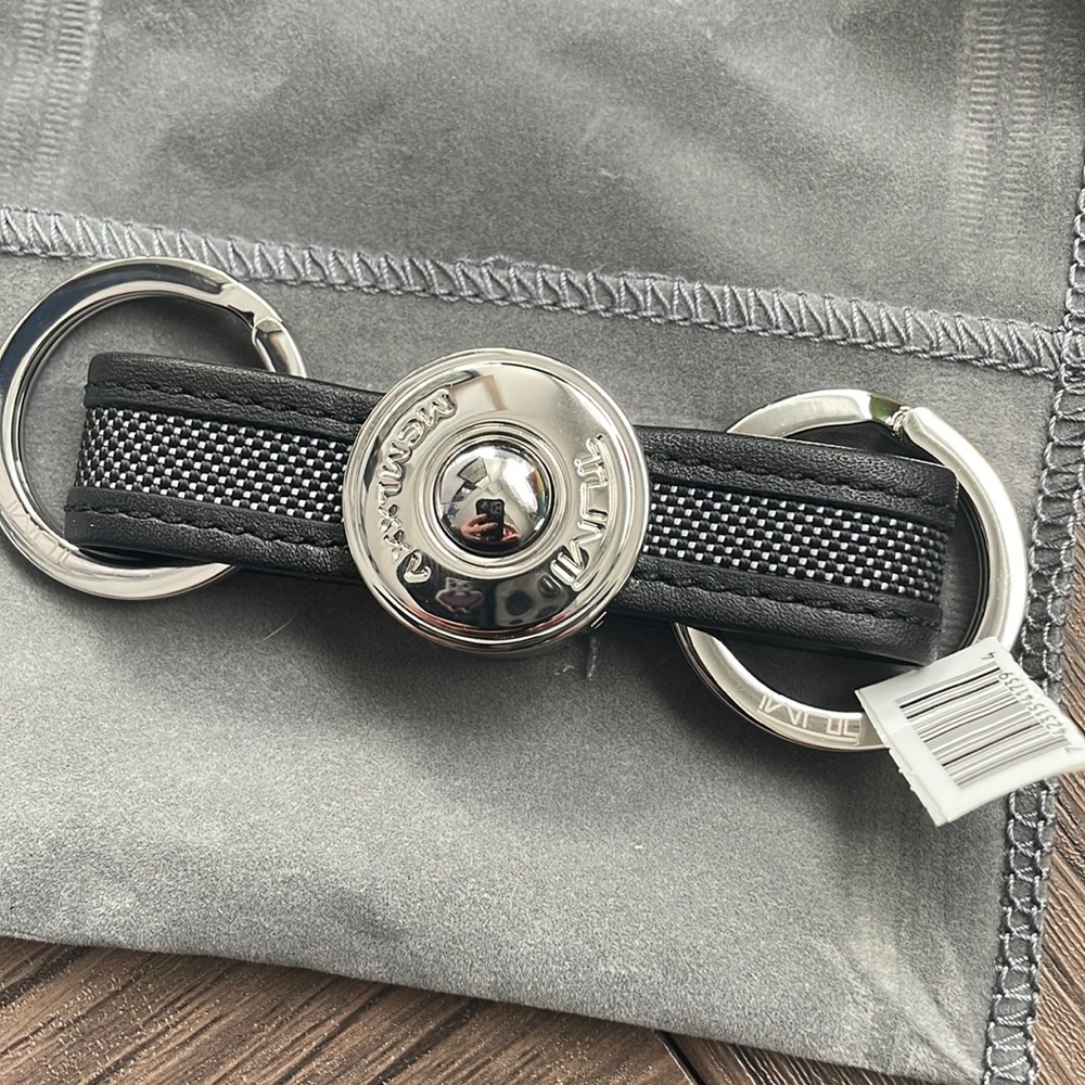 TUMI Alpha Valet Key Fob 🔑 NEW WITH TAGS!!!